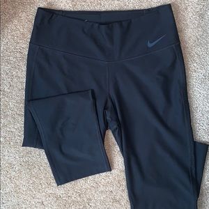 Nike Dri Fit Cropped Leggings